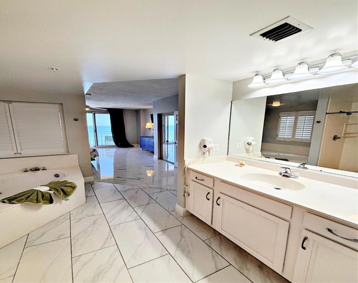 14Th Floor 2 Bedroom Resort Condo Direct Oceanfront Wyndham Ocean Walk Resort Daytona Beach 1401 Esterno foto